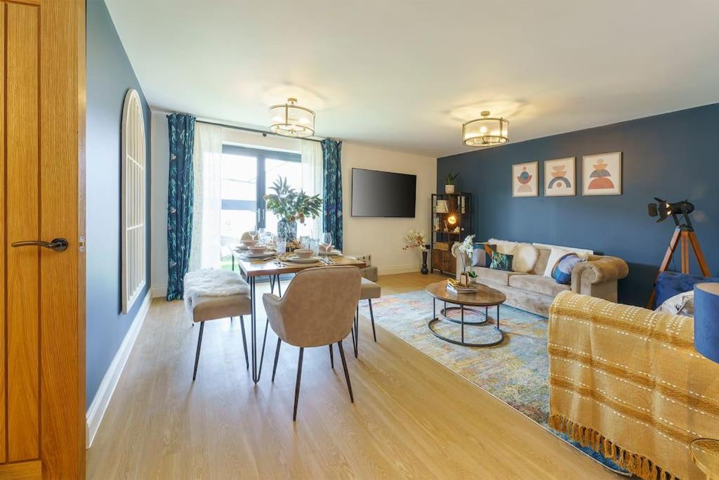Darlington - 2 Bedroom Luxury Apartment By Mint Stays Bristol Esterno foto